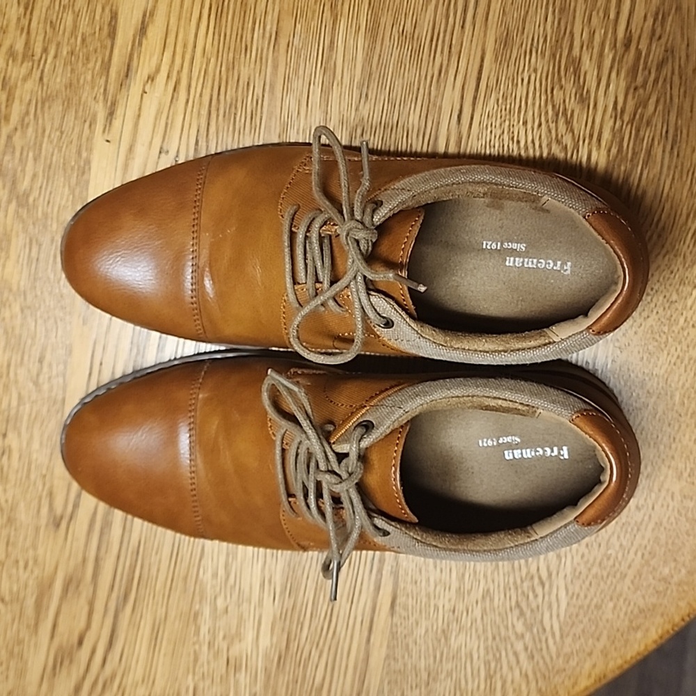 Boys Brown dress shoes